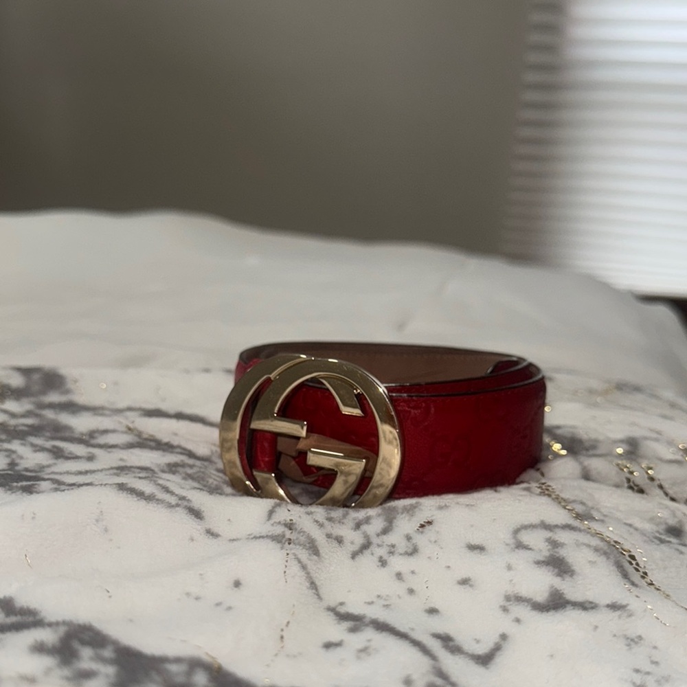 Gucci Red Gold Buckle Belt